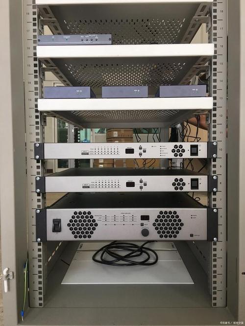 网络机柜设备布置图完全指南 从规划到实施的标准化方案